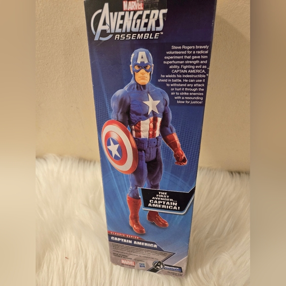 Marvel Avengers Assemble Titan Hero Series- Captain America Toy - Picture 4 of 9